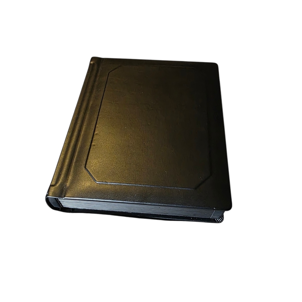 Leather Professional Wedding/Family Photo Album - Picture 3 of 7